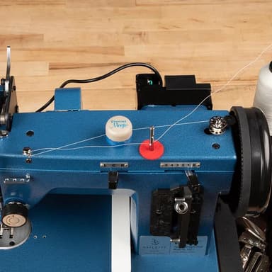 Round Thread Magic for Hand Sewing view 2