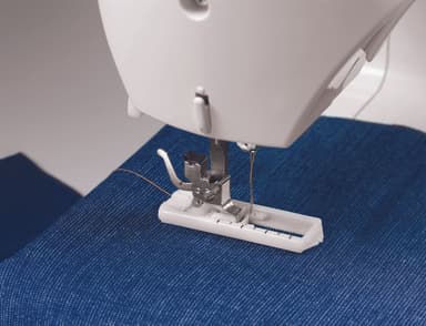 SINGER Tradition 2250 Sewing Machine view 2